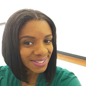 Meet your Posher, Lakindra