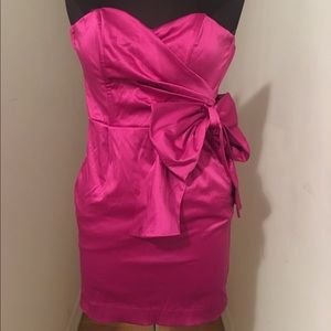 Pink bow dress