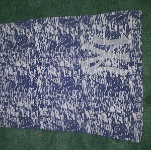 Womens Yankees Burnt out tee