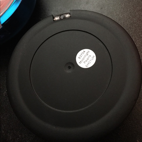 Bundle of Setting powder, highlight, & blush ✨✨ - Picture 3 of 8