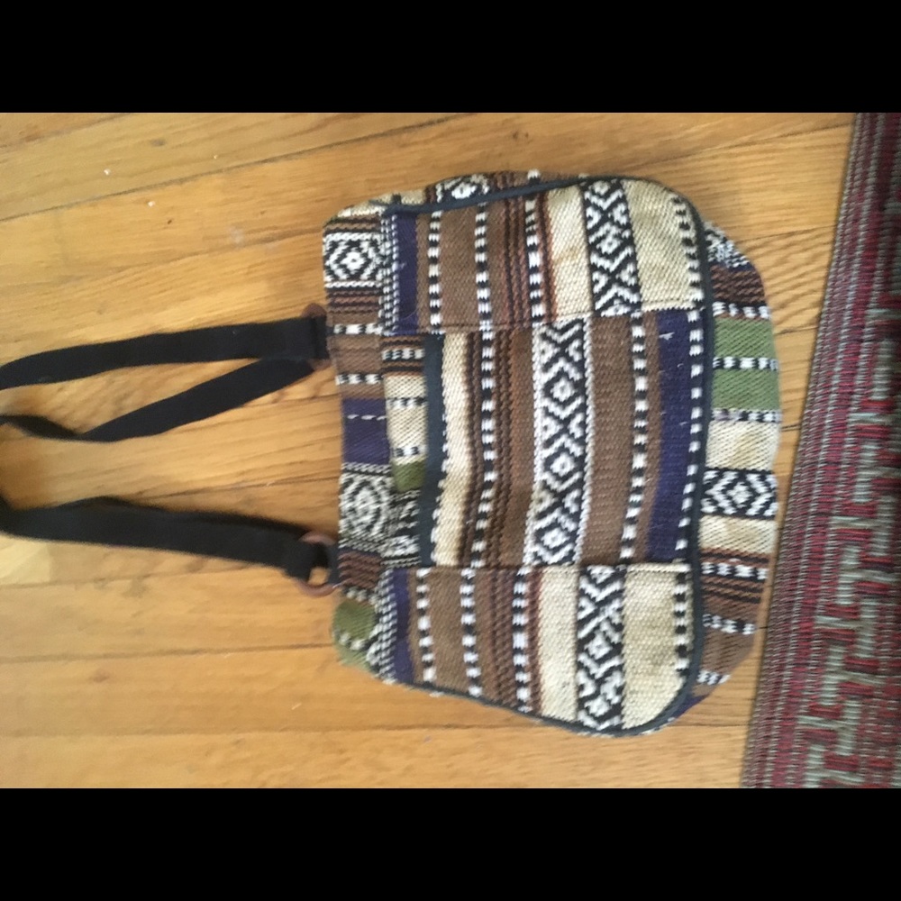 Purse top two zippers front pocket