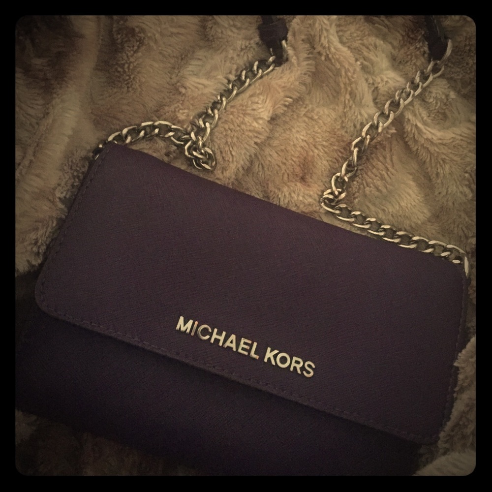 LAST CHANCE! MICHAEL KORS purple Crossbody