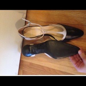 Ann Taylor Shana Pump