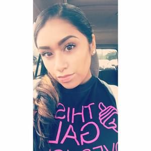 Meet your Posher, Briana