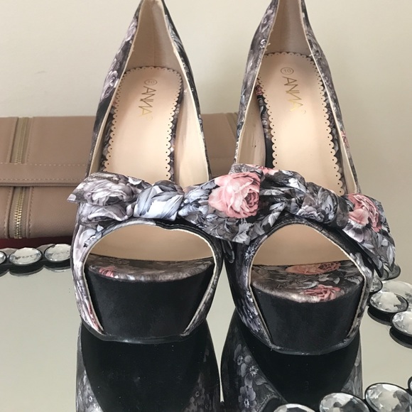 Heels👠💋 - Picture 4 of 4