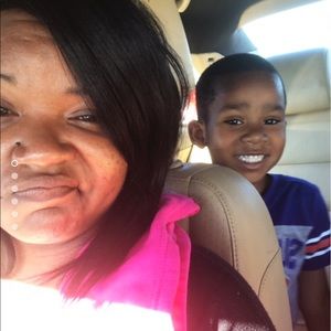 Meet your Posher, Ebony