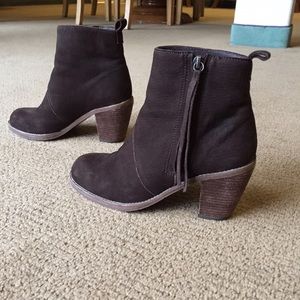 ISO Dolce Vita Jax/Joust Booties Black size 7.5-8
