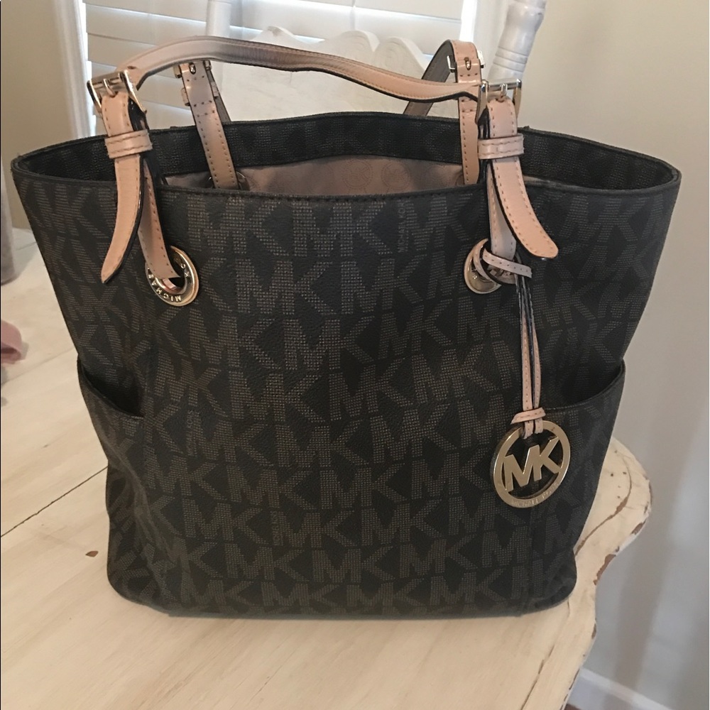 SOLD Michael Kors Jet Set Logo Purse