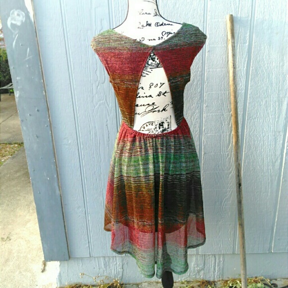 ๐HP๐ Open Back Dress - Picture 4 of 5