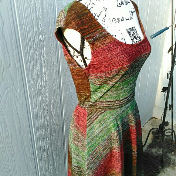 ๐HP๐ Open Back Dress - Picture 5 of 5