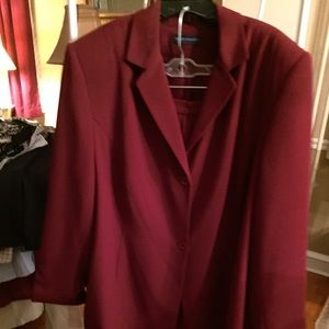 Women's plus size burgundy pant suit