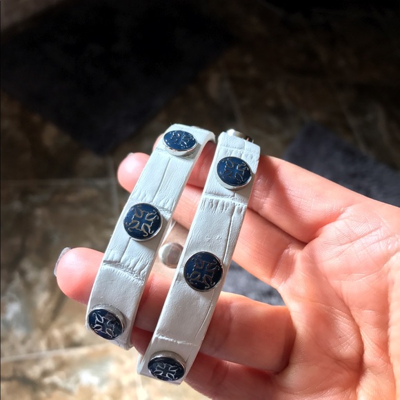 Rustic Cuff - Picture 1 of 2
