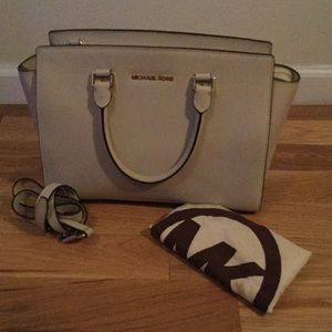 Michael Kors White Selma Handbag Medium