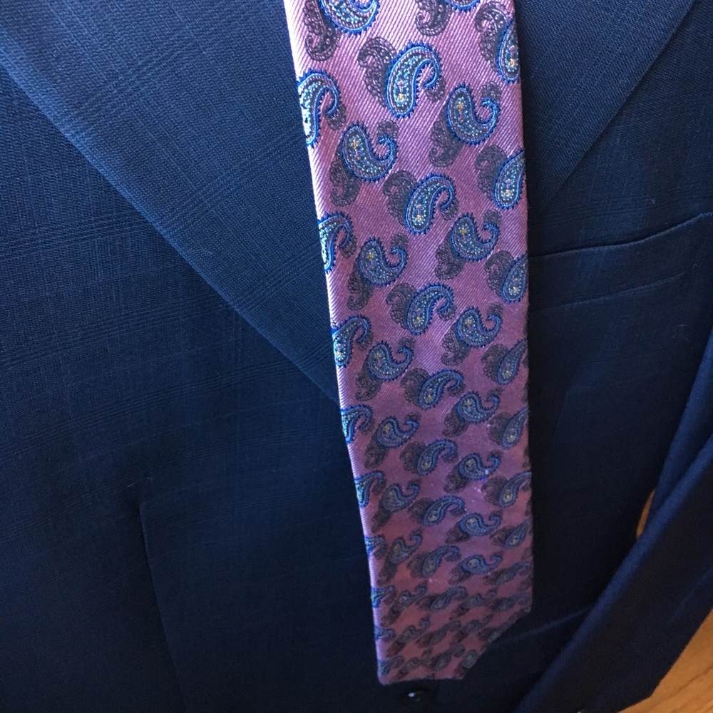 Men's tie