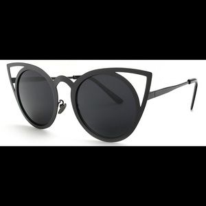 Vintage cat eye sunglasses