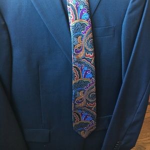 Men's tie