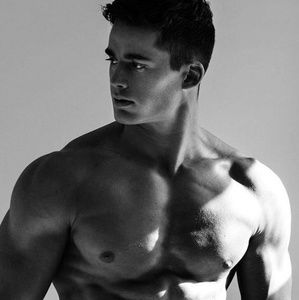 Meet your Posher, Gregory