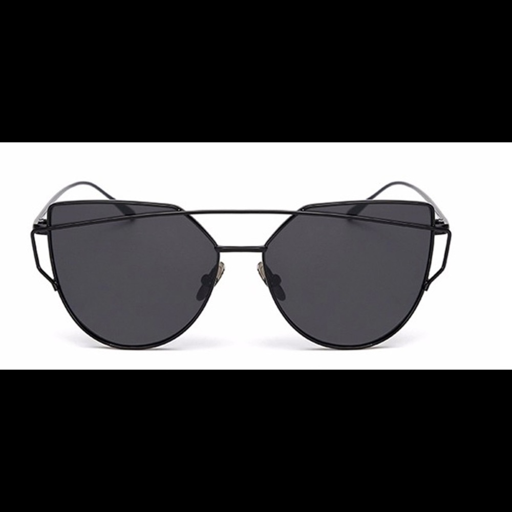 black cat eye mirrored sunglasses