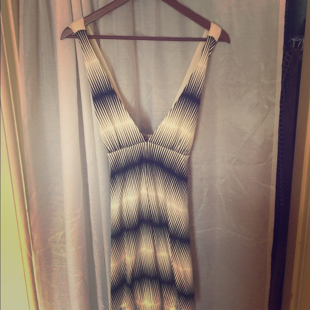 Alice and Olivia dress