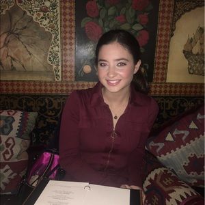 Meet your Posher, Caroline