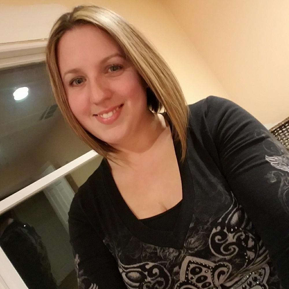 Meet your Posher, Jenn