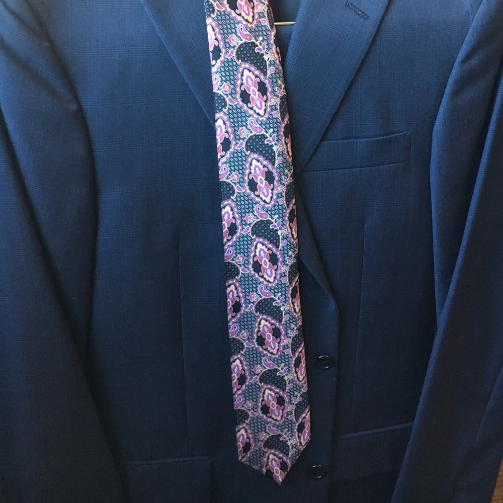 Men's tie