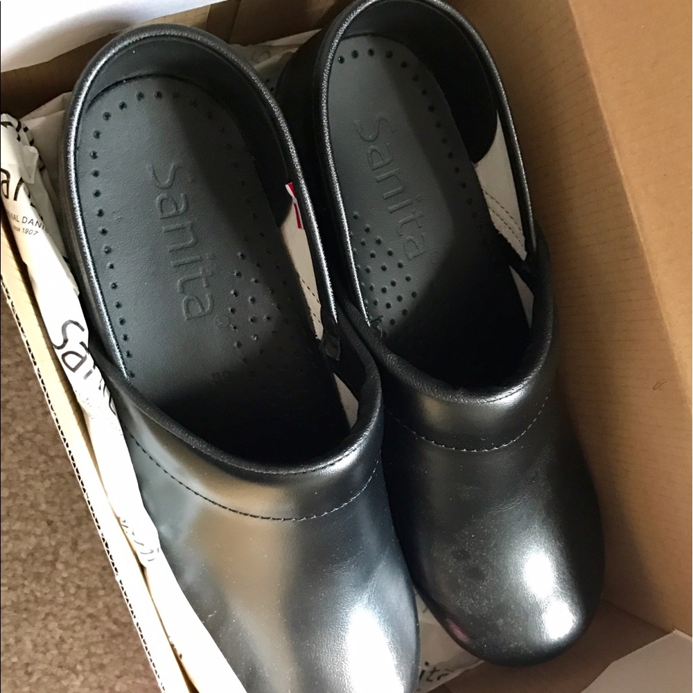 Sanita clogs