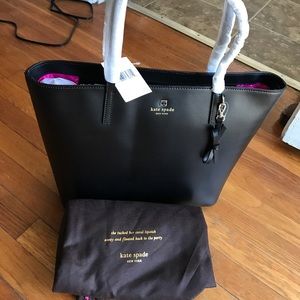 BRAND NEW "MINT" KATE SPADE SAWYER STREET MAXI BAG