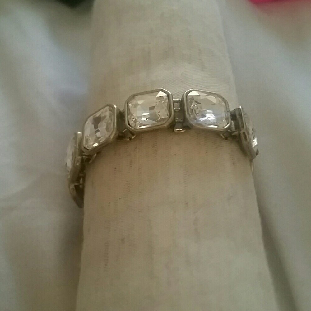 Fashion braclet 100% hypoallergenic