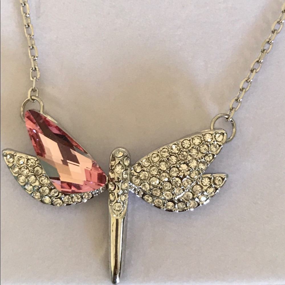Beautiful Crystal Dragonfly Pendent Necklace