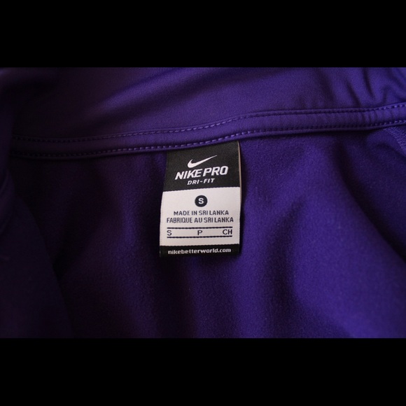 Nike Dri Fit - Picture 3 of 3