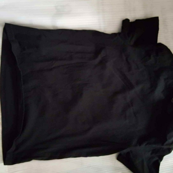 H&M Rafiki short sleeve tshirt - Picture 2 of 3