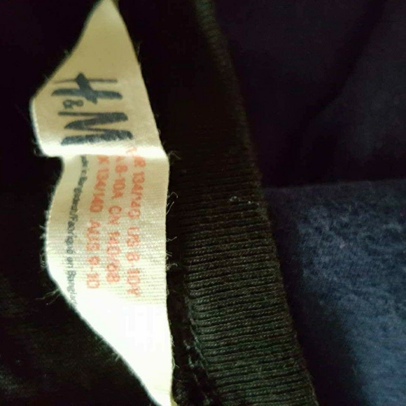 H&M Rafiki short sleeve tshirt - Picture 3 of 3