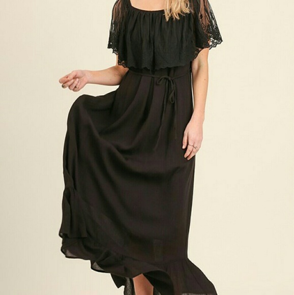 OFF THE SHOULDER LACE MAXI DRESS - Picture 2 of 4