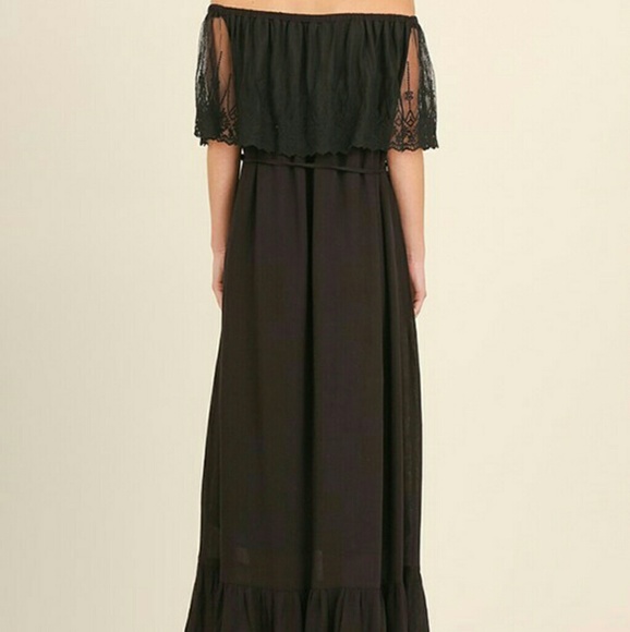 OFF THE SHOULDER LACE MAXI DRESS - Picture 3 of 4
