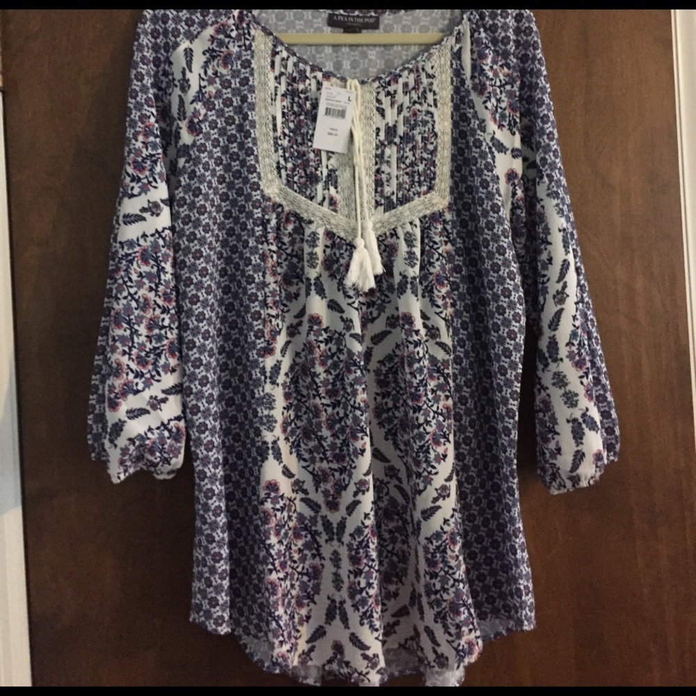 BNWT a pea in the pod large Blouse top maternity