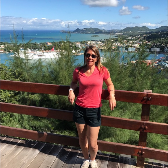 Meet your Posher, Stacey - Picture 1 of 1