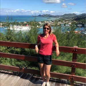 Meet your Posher, Stacey