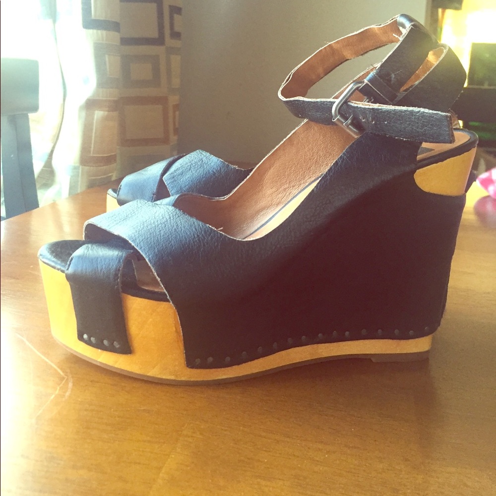 Sassy and stylish wedges!