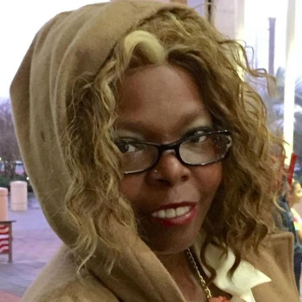 Meet your Posher, Lashonda