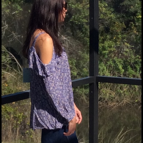 Cold Shoulder Blouse Small - Picture 3 of 3