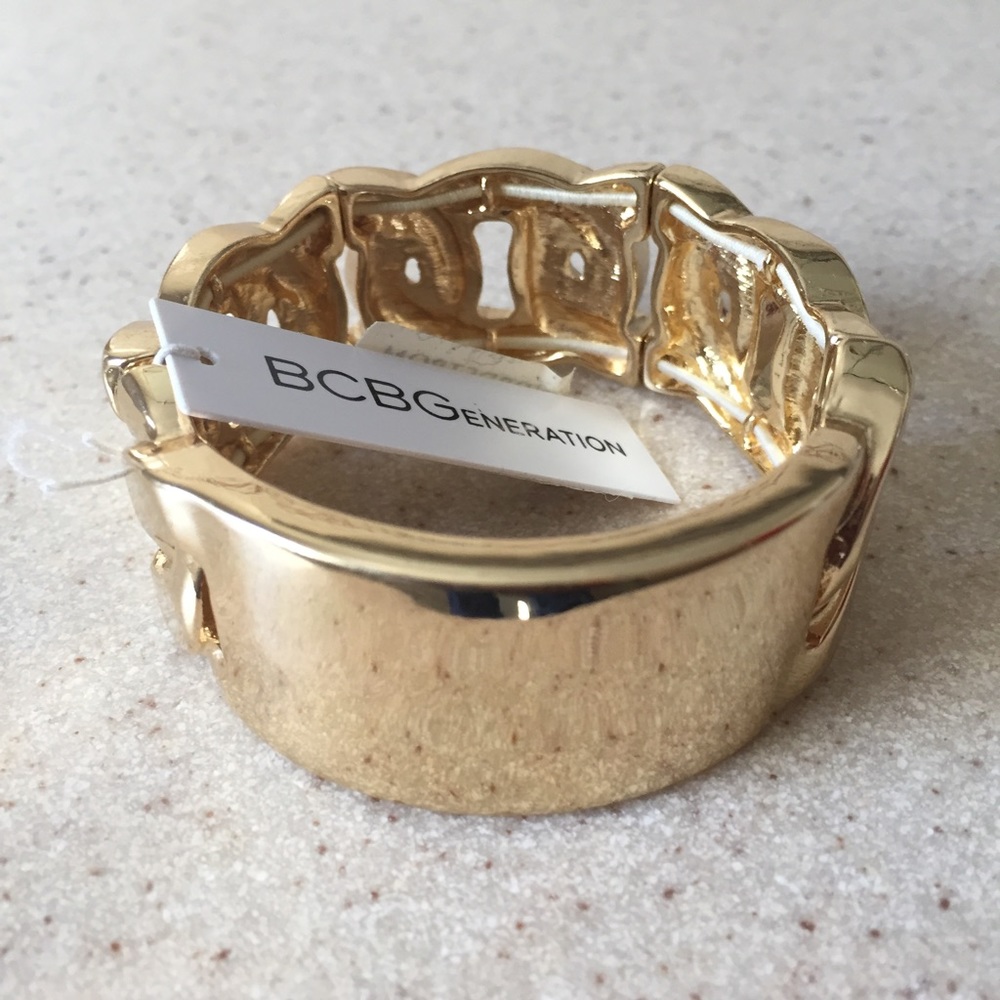 💛BCBG Gold Chain Link Bracelet💛