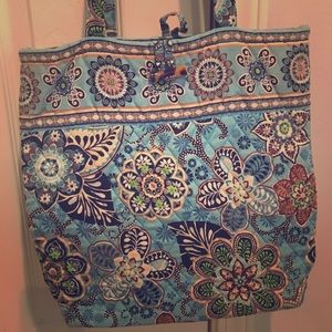 Vera Bradley tote
