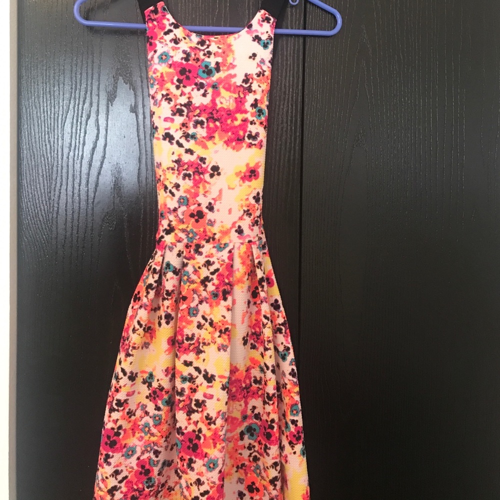 Patterned dress