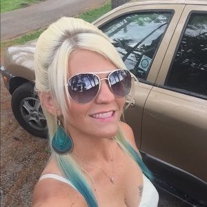 Meet your Posher, Jill