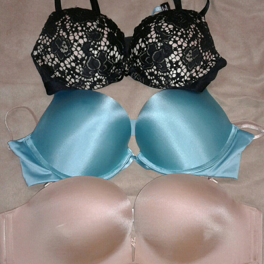 BombShell VS Bras