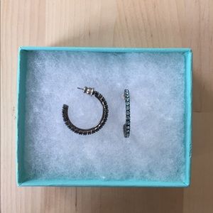 Delicate hoop earrings