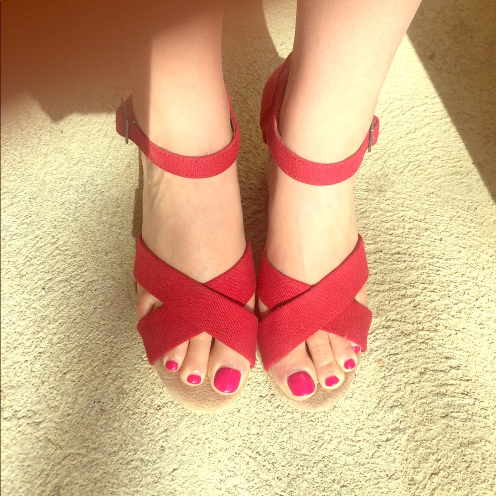 TOMS wedges! So cute!