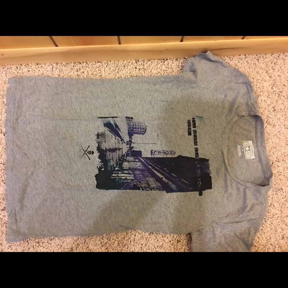 Converse T-Shirt