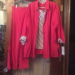 3 piece set! Pants, tank and Jacket. Plus size!